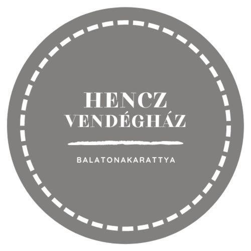 فندق Hencz Vendeghaz بالاتوناكاراتيا المظهر الخارجي الصورة